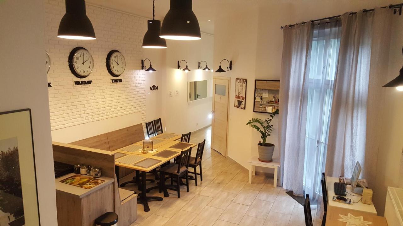 Hostel Lwowska 11 วอร์ซอ ภายนอก รูปภาพ